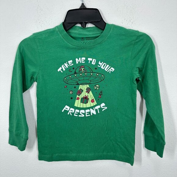 Tucker & Tate Green Holiday Take Me To Your Presents Alien Christmas Shirt NWT - Picture 1 of 4